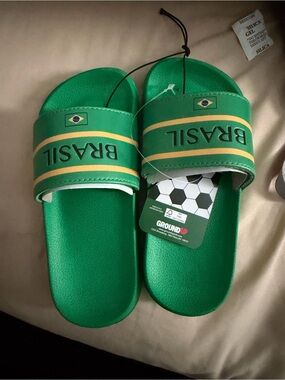 Green 'BRASIL' Slide Sandals, little KIDS size 11/12